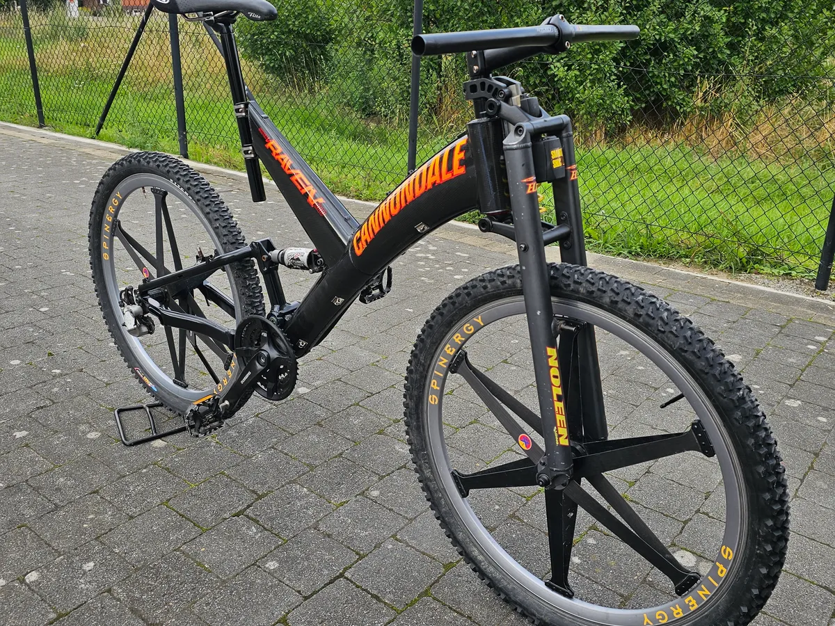 Cannondale super V Raven 2000 1996 view 12