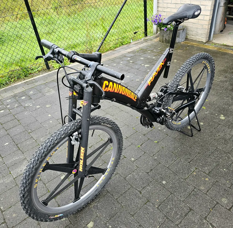 Cannondale super V Raven 2000 1996 view 16
