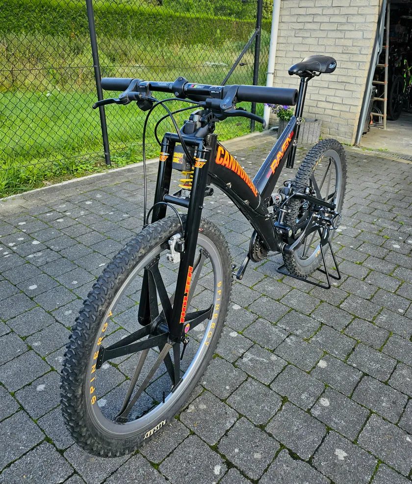 Cannondale super V Raven 2000 1996 view 31