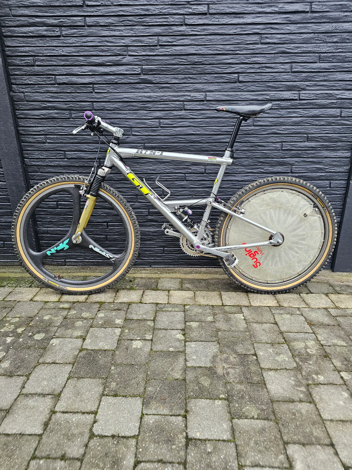 GT RTS 1 1994 view 36