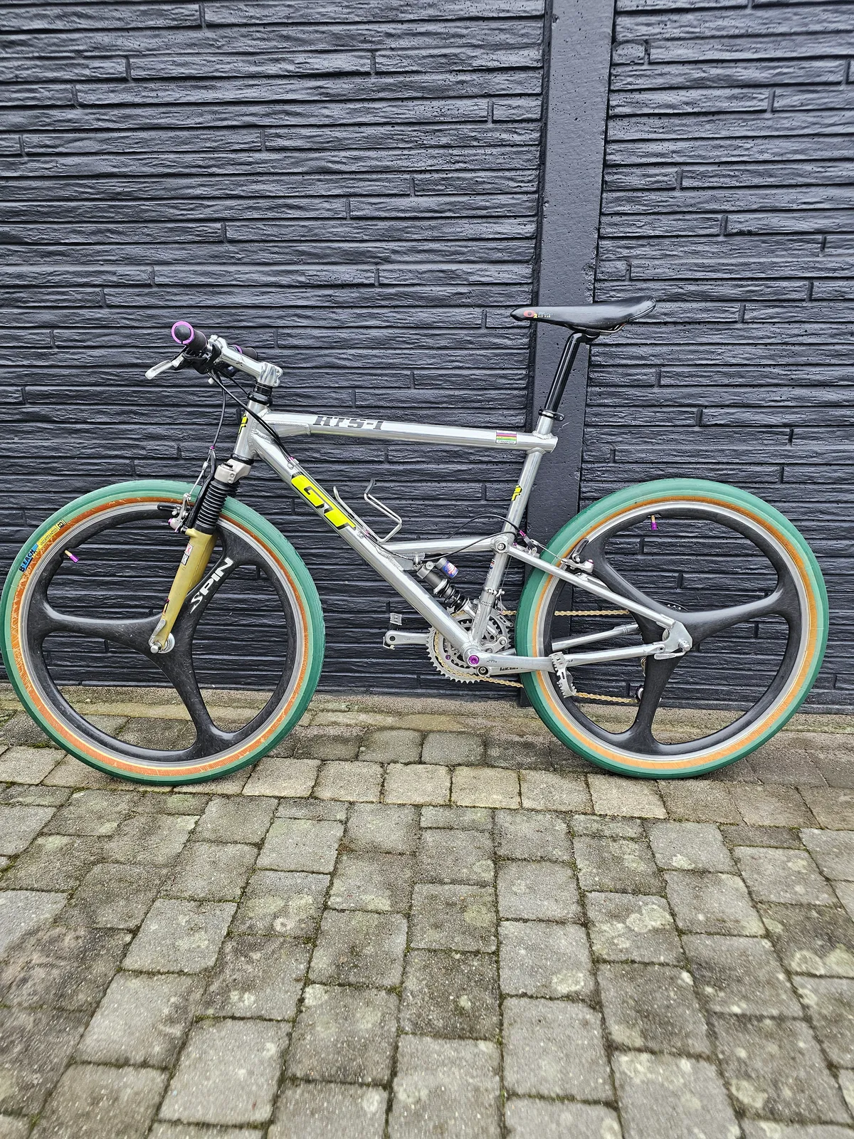 GT RTS 1 1994