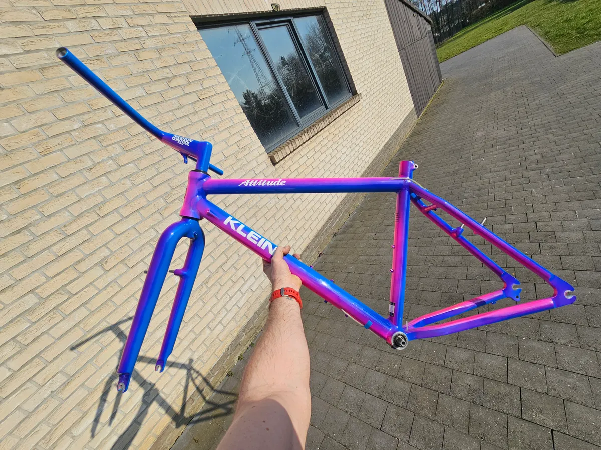 Klein Attitude MC1 1993 Horizon Linear Fade view 6