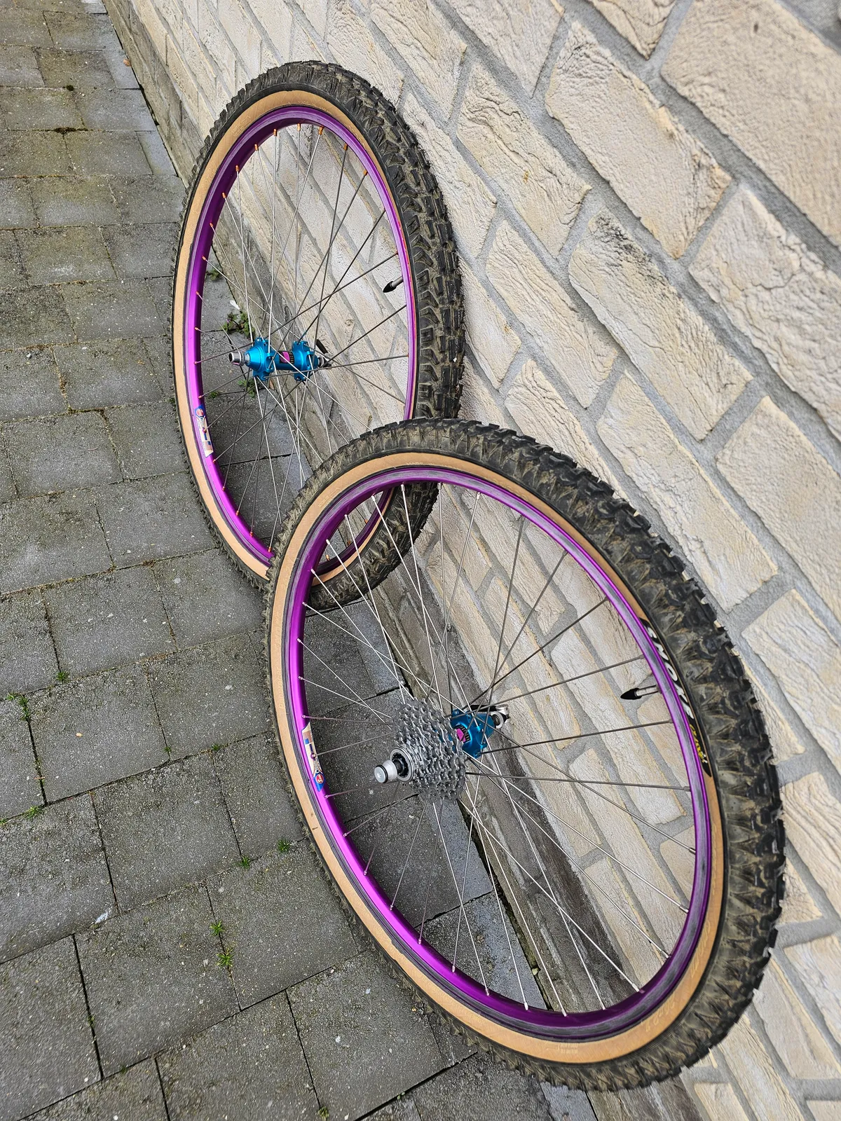 Klein Attitude MC1 1993 Horizon Linear Fade view 15