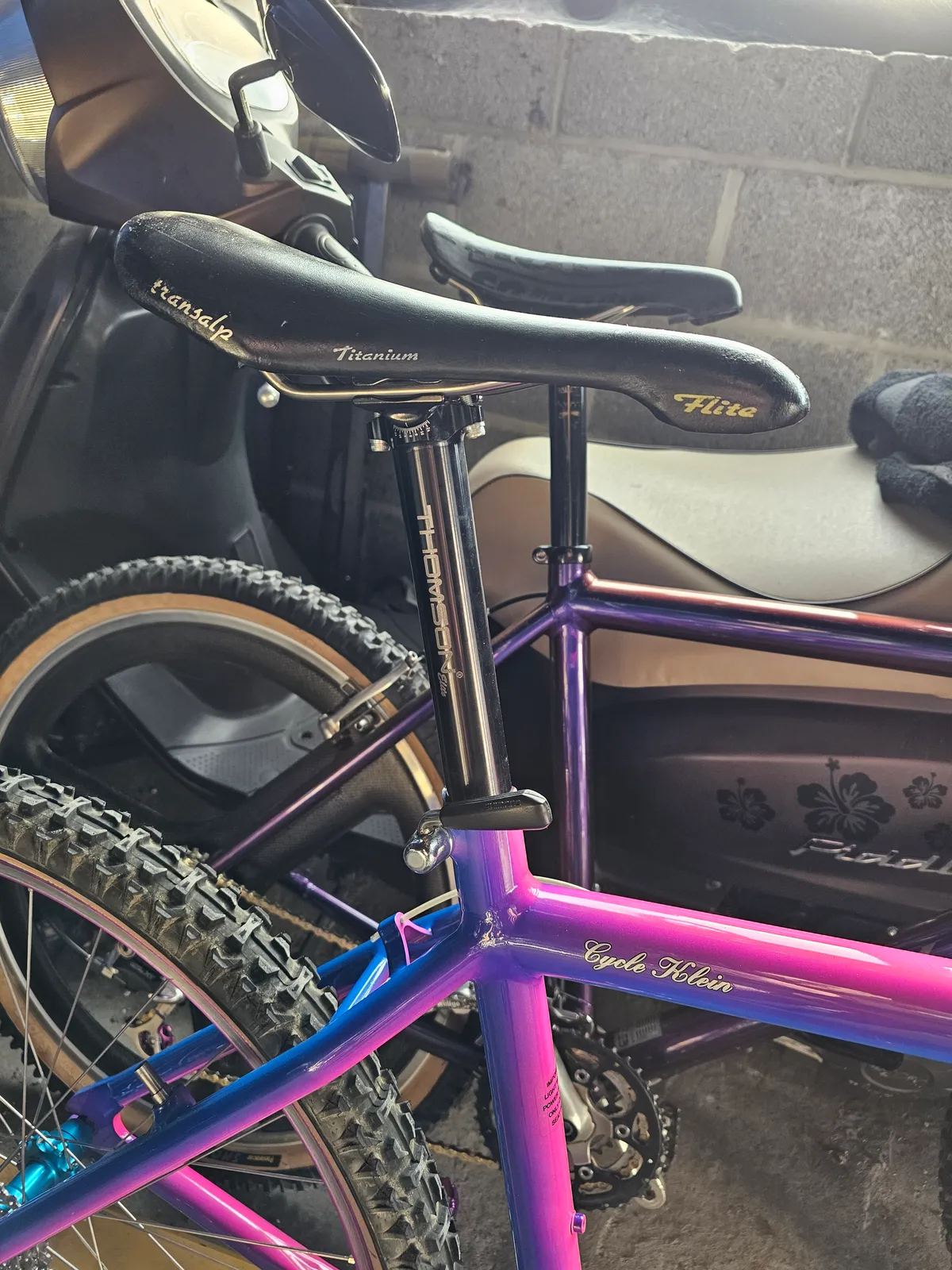 Klein Attitude MC1 1993 Horizon Linear Fade view 21