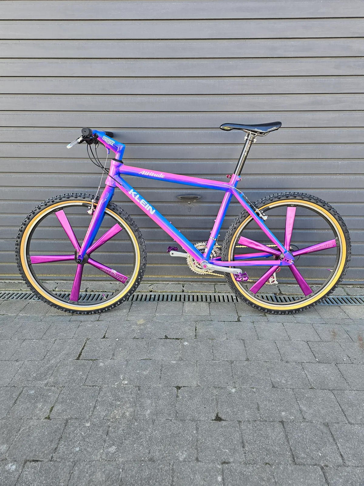 Klein Attitude MC1 1993 Horizon Linear Fade view 43