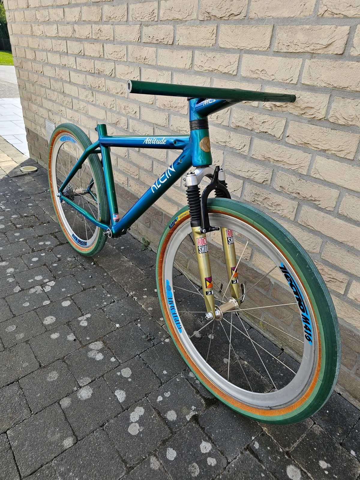 Klein Attitude MC2 1994 Sea&Sky view 9