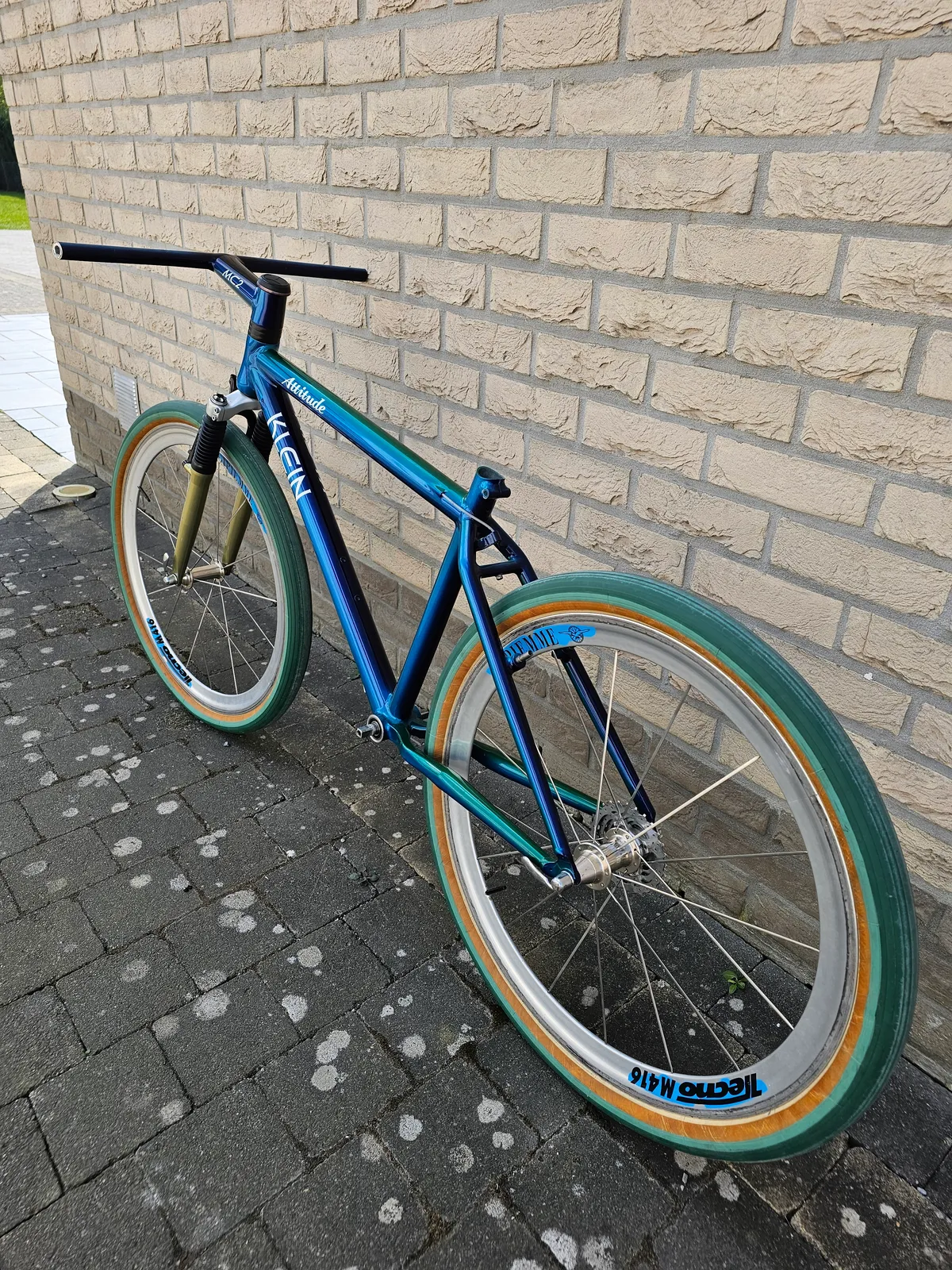 Klein Attitude MC2 1994 Sea&Sky view 12