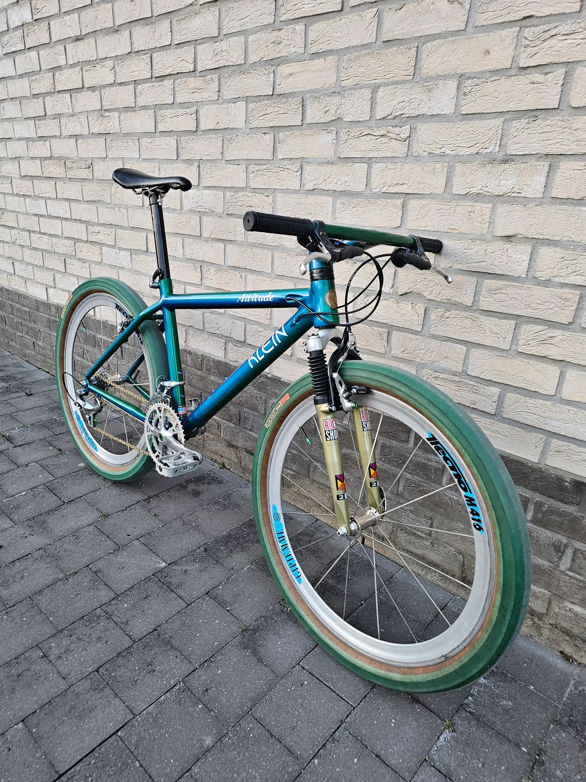 Klein Attitude MC2 1994 Sea&Sky view 18