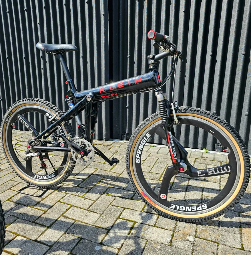 Klein Mantra 1996 view 13