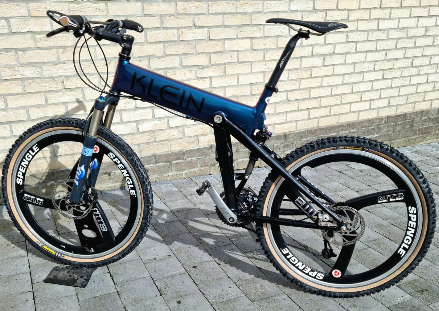 Klein Mantra Comp 1997 Blastberry view 3