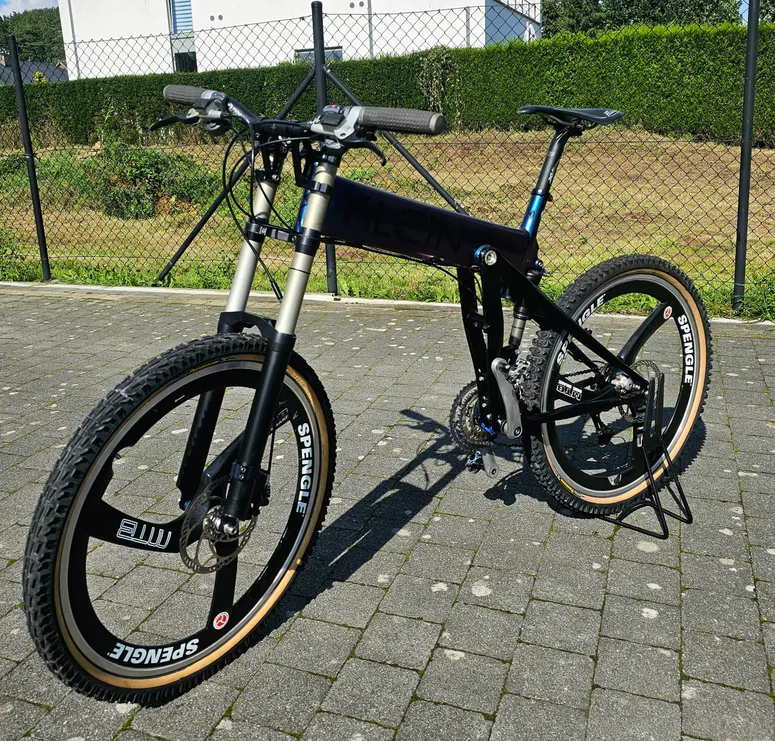 Klein Mantra Comp 1997 Blastberry view 11