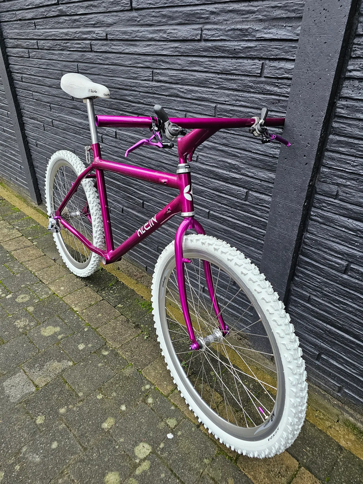 Klein Pinnacle MC1 1992 Candy Pink view 6