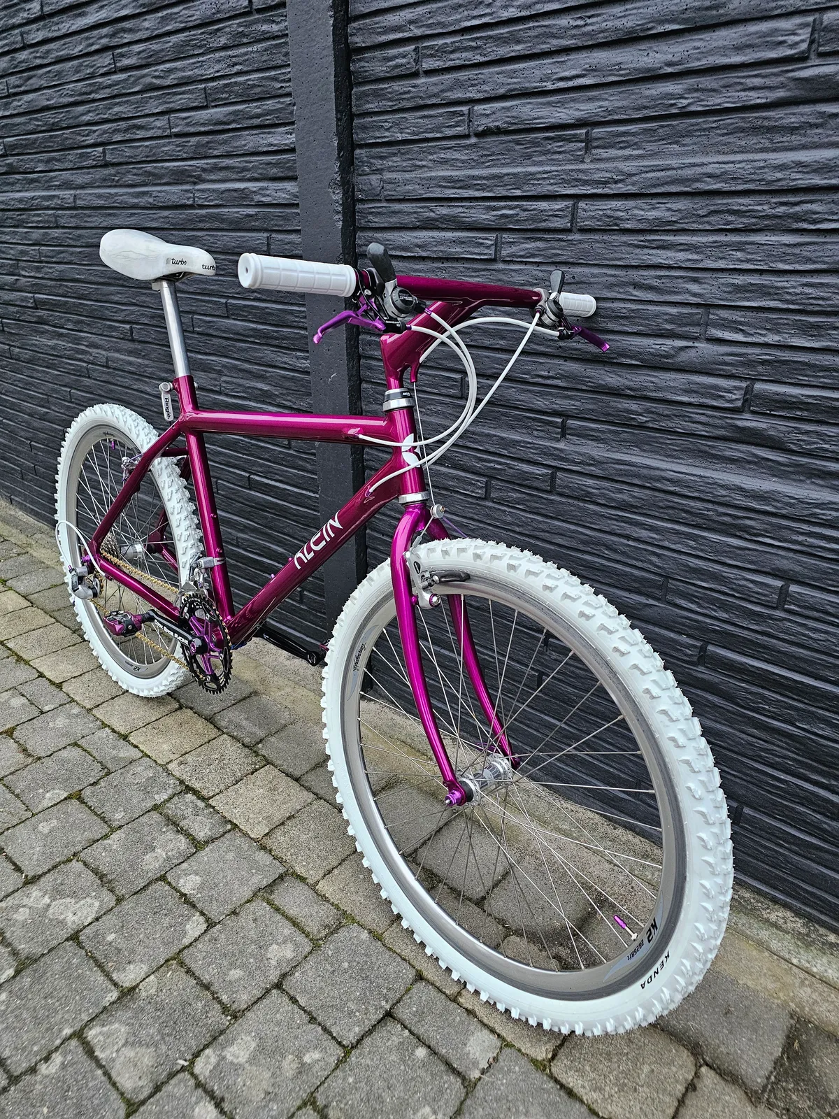 Klein Pinnacle MC1 1992 Candy Pink view 13