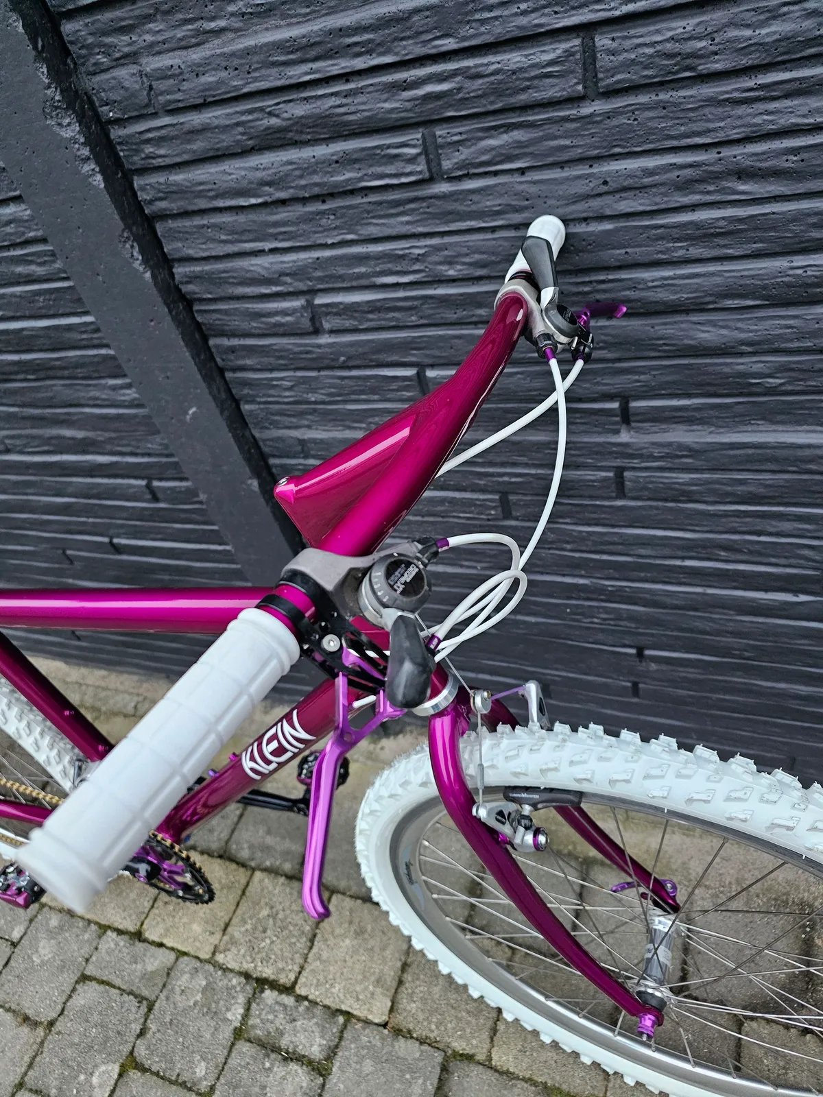 Klein Pinnacle MC1 1992 Candy Pink view 18