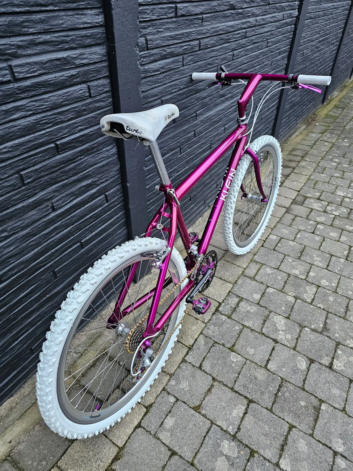 Klein Pinnacle MC1 1992 Candy Pink view 24