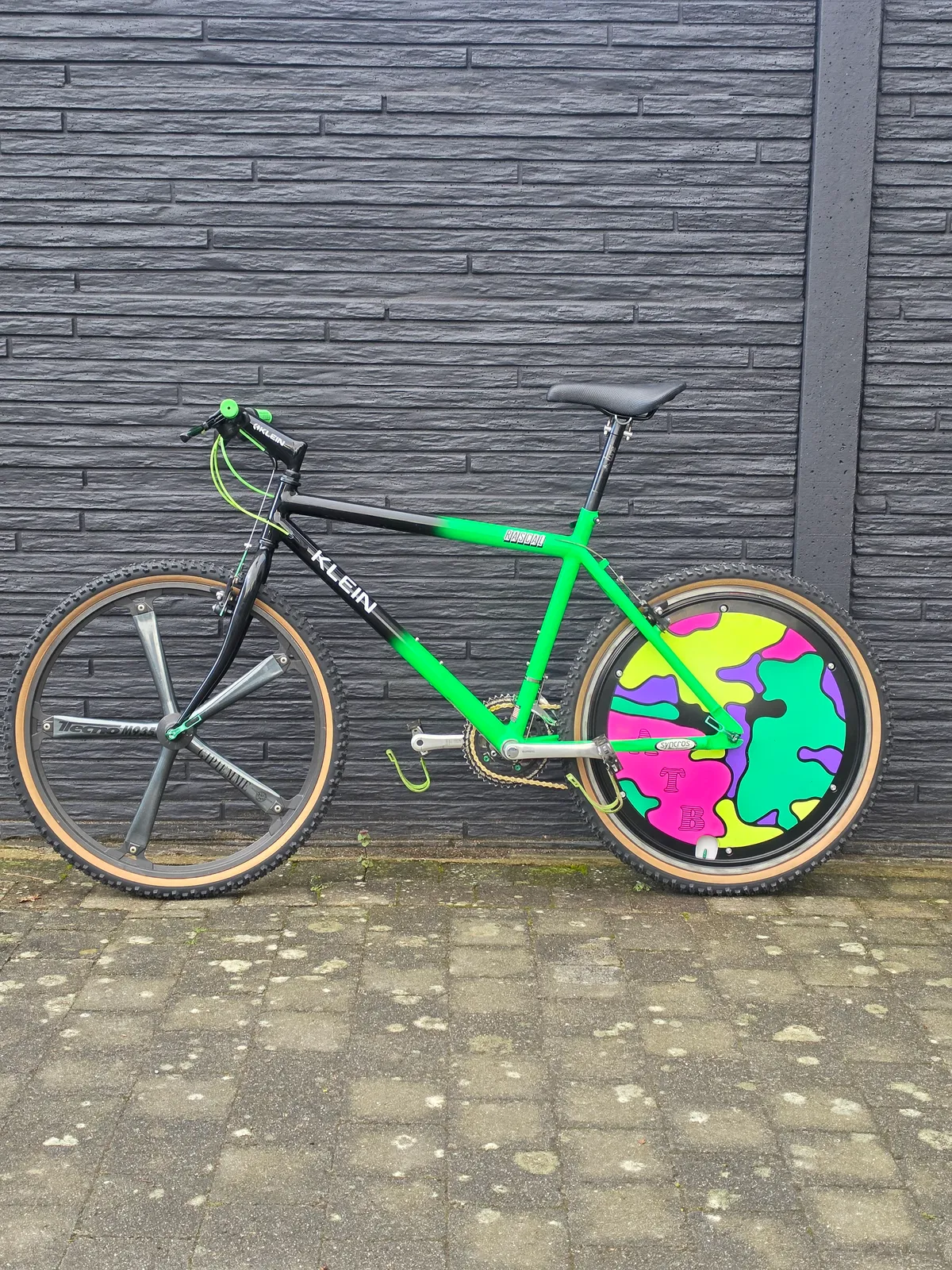 Klein Rascal 1991 Gloss Black Bright Green view 29