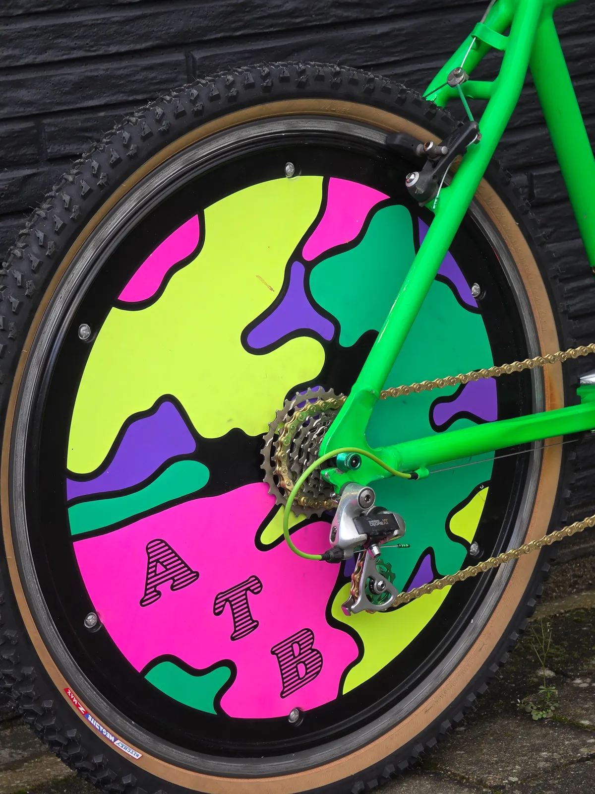 Klein Rascal 1991 Gloss Black Bright Green view 34