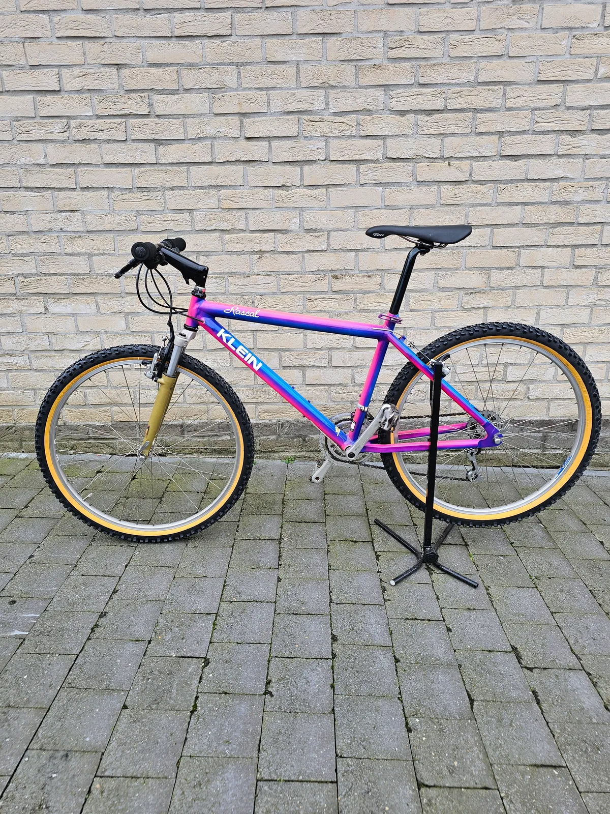 Klein Rascal MC1 1992 Horizon Linear Fade view 6
