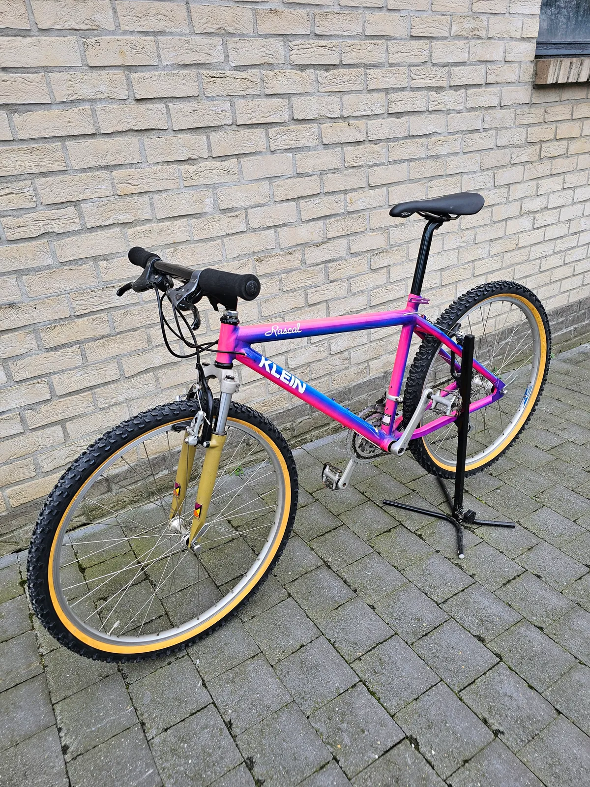 Klein Rascal MC1 1992 Horizon Linear Fade view 7