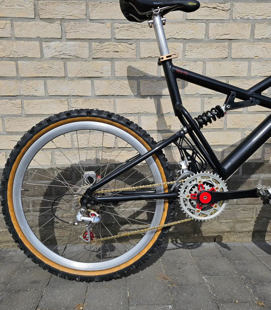 Porsche Bike FS 1996 view 5